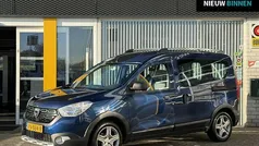 Blauw Gebruikt 2019 Dacia Dokker Stepway MPV | € 11.444 (Eerlijke prijs)