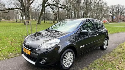 Occasion Renault Clio II Collection 75 PK (55 kW) 2011 Zwart Hatchback