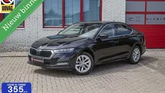Gebruikt 2022 Skoda Octavia Business Line Hatchback | € 21.950 (Eerlijke prijs)