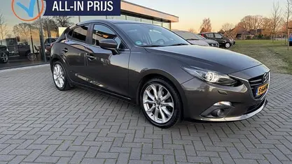 Bruin Occasion 2014 Mazda 3 Hatchback | € 10.750 (Eerlijke prijs)
