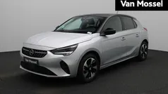Grijs Gebruikt 2023 Opel Corsa-e Elegance Hatchback | € 19.900 (Eerlijke prijs)