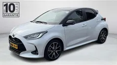 Gebruikt 2022 Toyota Yaris Hybrid Executive Hatchback | € 24.440 (Eerlijke prijs)