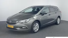 Gebruikt 2017 Opel Astra Edition Stationwagen | € 15.895 (Eerlijke prijs)