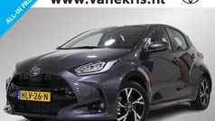 Grijs Nieuw 2025 Toyota Yaris Hybrid Comfort Hatchback | € 30.999 (Eerlijke prijs)
