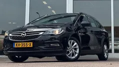 Zwart Gebruikt 2016 Opel Astra Innovation Stationwagen | € 6.744 (Eerlijke prijs)
