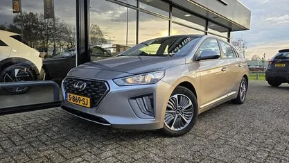 Grijs Occasion 2022 Hyundai Ioniq Comfort Hatchback | € 20.385 (Eerlijke prijs)