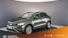 Gebruikt 2024 VW T-Roc Edition SUV | € 28.500 (Eerlijke prijs)