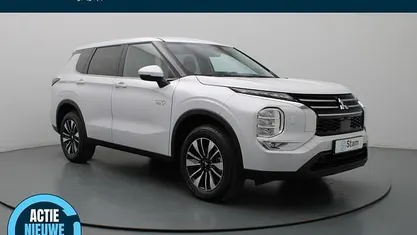 Occasion Mitsubishi Outlander Intense 306 PK (225 kW) 2025 SUV