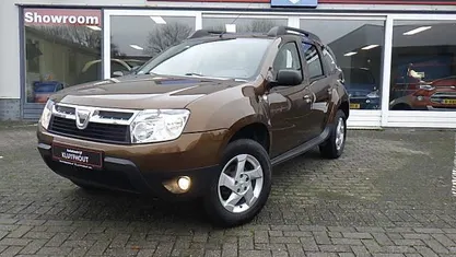 Gebruikt 2012 Dacia Duster Lauréate SUV | € 7.450 (Eerlijke prijs)