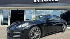 Zwart Gebruikt 2015 Porsche Panamera Sedan | € 25.900 (Eerlijke prijs)