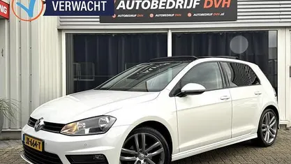 Occasion 2016 VW Golf VII R-line Hatchback | € 11.400 (Eerlijke prijs)