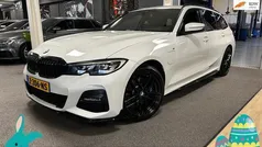 Wit Gebruikt 2021 BMW 330 Executive Stationwagen | € 31.750 (Eerlijke prijs)