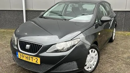 Grijs Gebruikt 2008 Seat Ibiza Hatchback | € 3.150 (Eerlijke prijs)