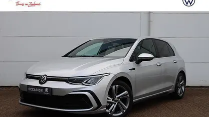 Occasion 2024 VW Golf VIII R-line Hatchback | € 31.750 (Goede deal)