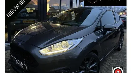 Occasion Ford Fiesta ST-Line 125 PK (91 kW) 2017 Grijs Hatchback