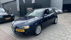 Blauw, metallic lak Gebruikt 2007 Alfa Romeo 147 Business Hatchback | € 1.499 (Eerlijke prijs)