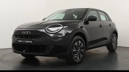 Nieuw Fiat 600 Urban 110 PK (80 kW) 2025 Zwart SUV