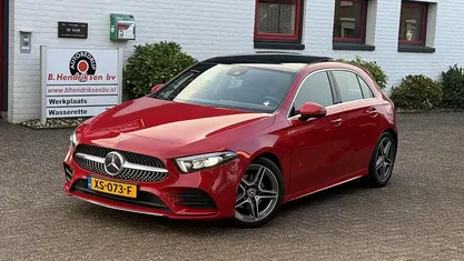 Rood Occasion 2019 Mercedes A200 Business Hatchback | € 19.950 (Eerlijke prijs)