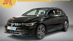Zwart, metallic lak Nieuw 2024 VW Golf VIII Style Hatchback | € 36.995 (Eerlijke prijs)