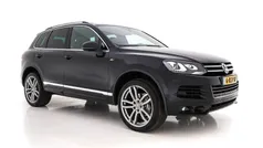 Deep black (zwart metallic) Gebruikt 2013 VW Touareg Comfortline SUV | € 16.945 (Eerlijke prijs)