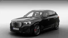Spacesilber metallic (zilver metallic) Nieuw 2025 BMW iX1 M Sport SUV | € 60.009 (Goede deal)