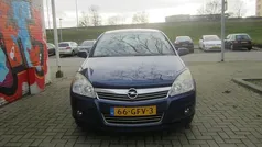Blauw Gebruikt 2008 Opel Astra Hatchback | € 1.950 (Eerlijke prijs)