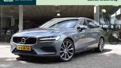 Grijs Gebruikt 2020 Volvo V60 Momentum Stationwagen | € 29.990 (Eerlijke prijs)