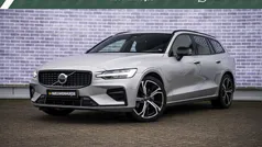 Grijs Gebruikt 2023 Volvo V60 Plus Stationwagen | € 37.899 (Eerlijke prijs)