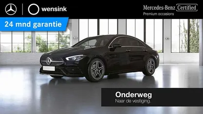 Zwart Occasion 2022 Mercedes CLA180 AMG line Sedan | € 28.850 (Super prijs)