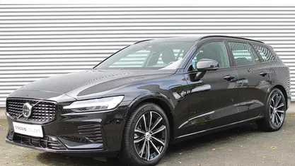 Occasion 2025 Volvo V60 Plus Stationwagen | € 48.950 (Eerlijke prijs)