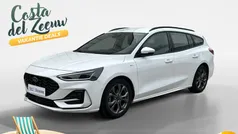Wit Gebruikt 2023 Ford Focus ST-Line Stationwagen | € 24.445 (Eerlijke prijs)