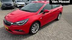 Rood Gebruikt 2016 Opel Astra Business Stationwagen | € 9.240 (Eerlijke prijs)
