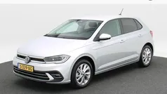 Grijs Gebruikt 2023 VW Polo Style Hatchback | € 23.850 (Eerlijke prijs)