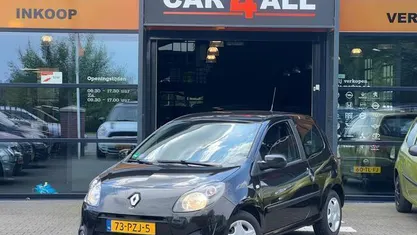 Zwart, metallic lak Gebruikt 2011 Renault Twingo Dynamique Hatchback | € 2.450 (Goede deal)