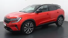 Rood Gebruikt 2024 Renault Austral Iconic SUV | € 36.940 (Eerlijke prijs)
