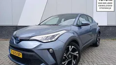 Grijs Gebruikt 2023 Toyota C-HR SUV | € 27.900 (Eerlijke prijs)