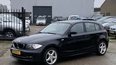 Zwart, metallic lak Gebruikt 2009 BMW 116 Hatchback | € 2.995 (Super prijs)