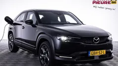 Zwart Nieuw 2024 Mazda MX30 Prime-Line SUV | € 25.990 (Eerlijke prijs)