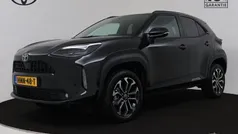 Zwart metallic Nieuw 2025 Toyota Yaris Cross Edition SUV | € 32.945 (Eerlijke prijs)