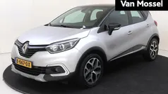 Grijs Gebruikt 2019 Renault Captur Intens SUV | € 17.935 (Eerlijke prijs)