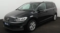 Zwart, metallic lak Gebruikt 2020 VW Touran Highline MPV | € 25.950 (Eerlijke prijs)