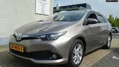 Grijs Gebruikt 2016 Toyota Auris Touring Sports Stationwagen | € 16.450 (Eerlijke prijs)