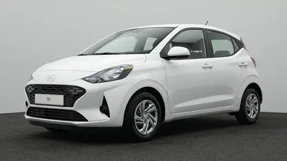 Wit Gebruikt 2024 Hyundai i10 Comfort Hatchback | € 15.925 (Eerlijke prijs)
