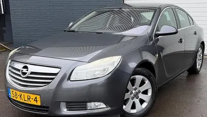 Occasion Opel Insignia Edition 180 PK (132 kW) 2010 Grijs Sedan