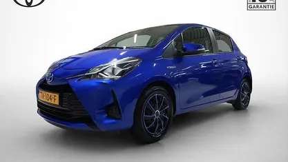 Occasion Toyota Yaris Active 99 PK (72 kW) 2018 Blauw metallic Hatchback