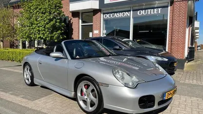 Grijs Occasion 2000 Porsche 911 Carrera 4 Cabriolet | € 28.950 (Goede deal)