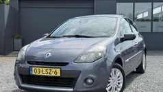 Blauw, metallic lak Gebruikt 2010 Renault Clio II Collection Hatchback | € 2.743 (Eerlijke prijs)