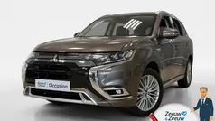 Granite brown m Gebruikt 2020 Mitsubishi Outlander P-HEV Intense SUV | € 20.450 (Goede deal)