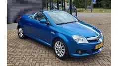 Blauw Gebruikt 2004 Opel Tigra Cabriolet | € 1.995 (Eerlijke prijs)
