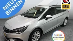 Grijs, metallic lak Gebruikt 2020 Opel Astra Business Edition Stationwagen | € 8.500 (Eerlijke prijs)